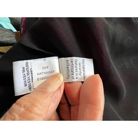 Diane Von Furstenberg Womens Blouse Sz M Collage‎ Hathaway Ethnic Collection NEW - Picture 11 of 11